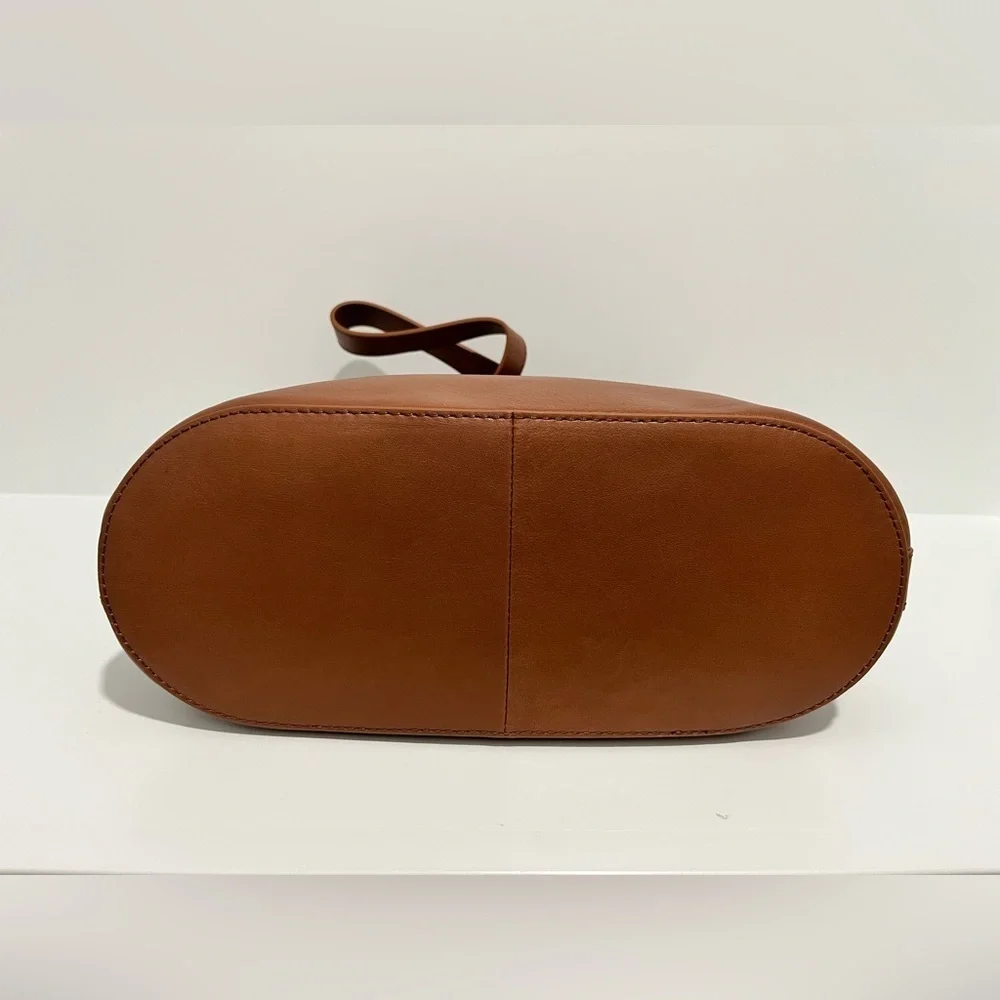 J. Crew Berkeley shoulder bucket bag in English Saddle Leather monogrammed SCL